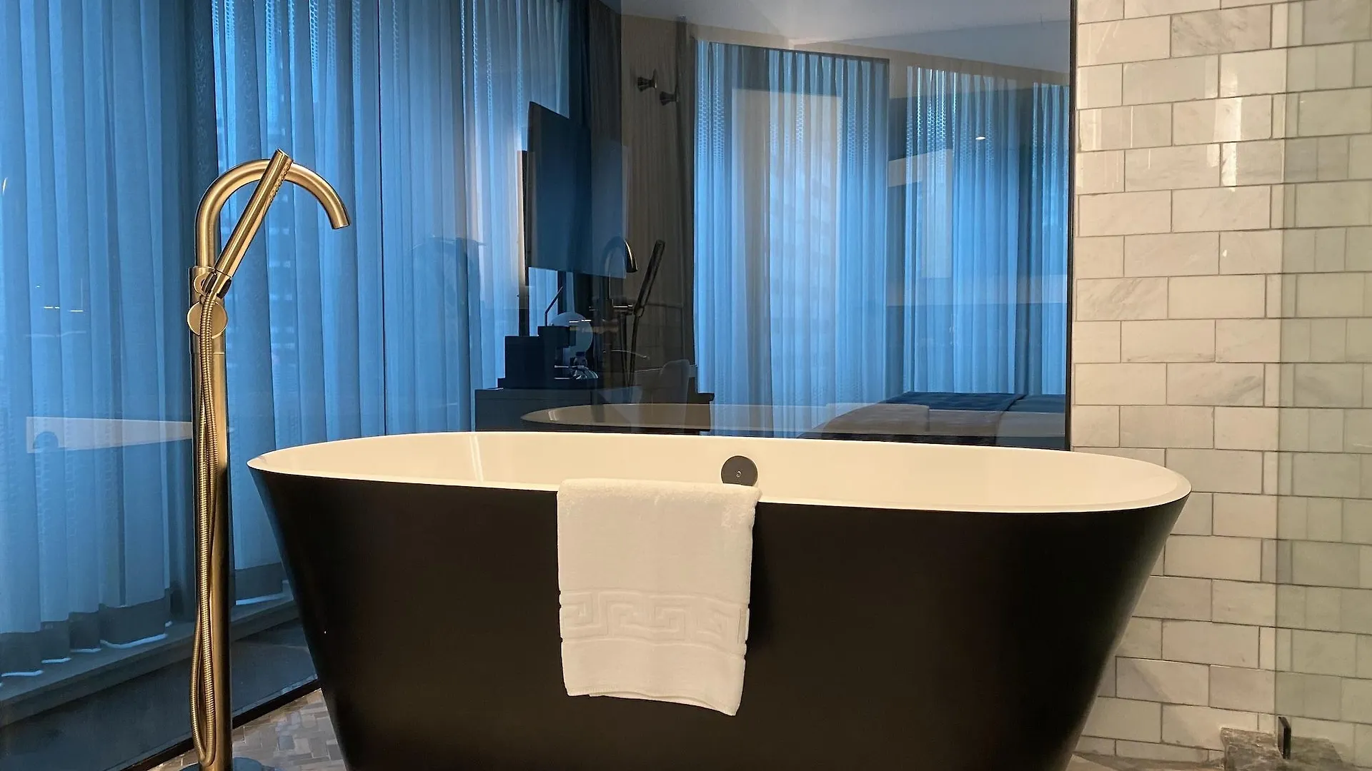 Exchange Hotel Vancouver 4*,  Canada