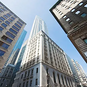 Hotel One King West And ****